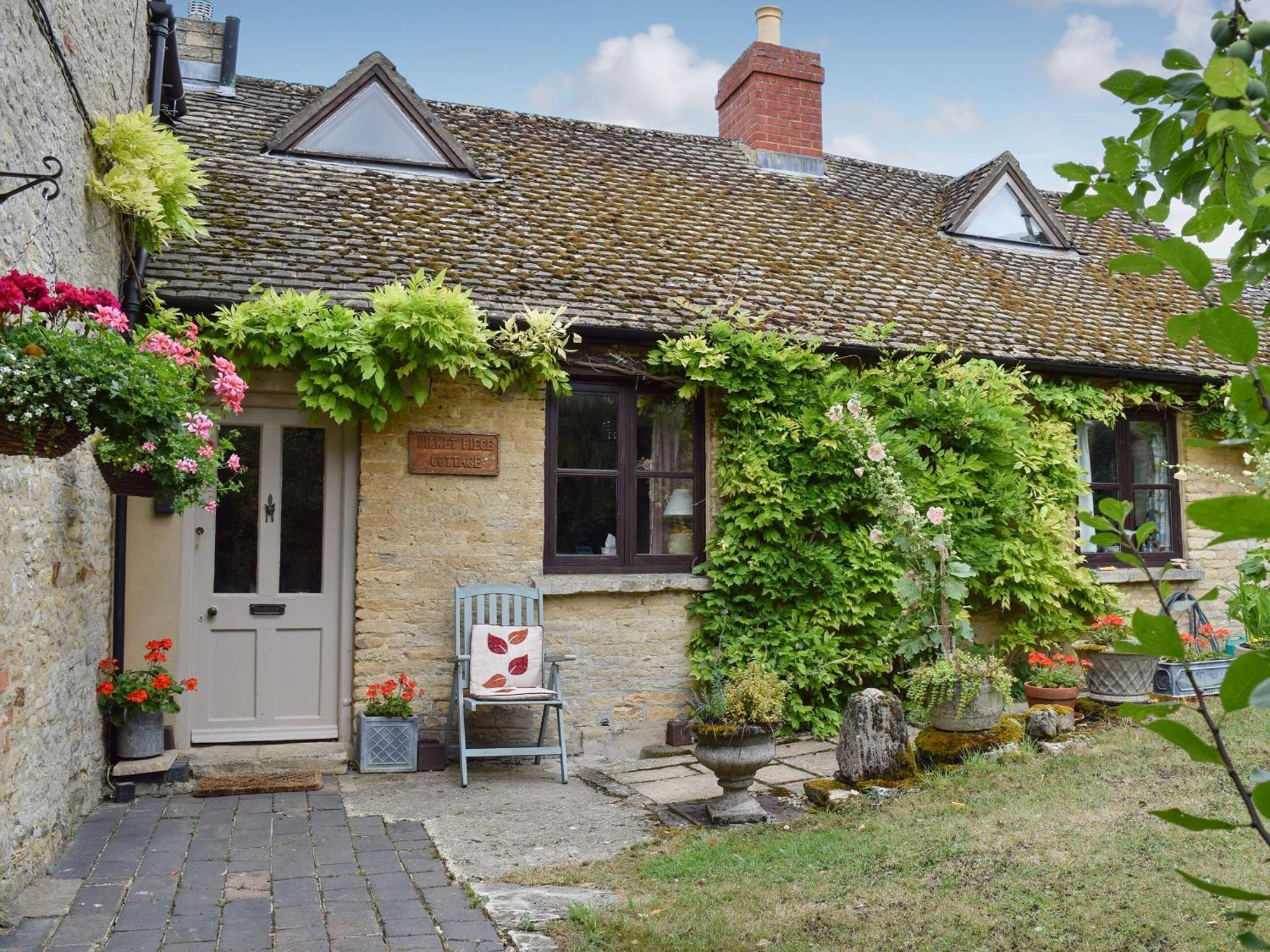 Picket Piece Cottage Chadlington Esterno foto